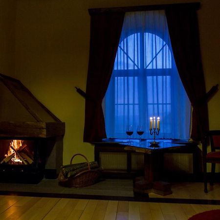 Castle Hotel Daniel Baraolt Extérieur photo