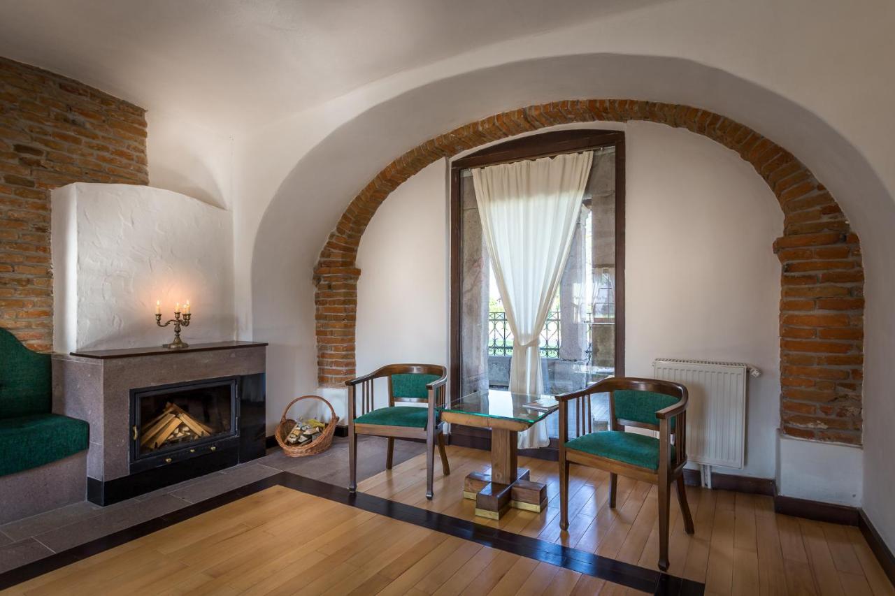 Castle Hotel Daniel Baraolt Extérieur photo
