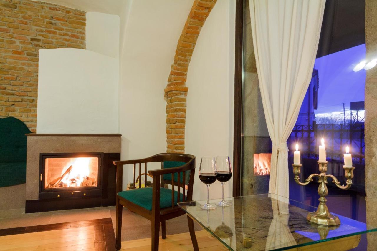 Castle Hotel Daniel Baraolt Extérieur photo