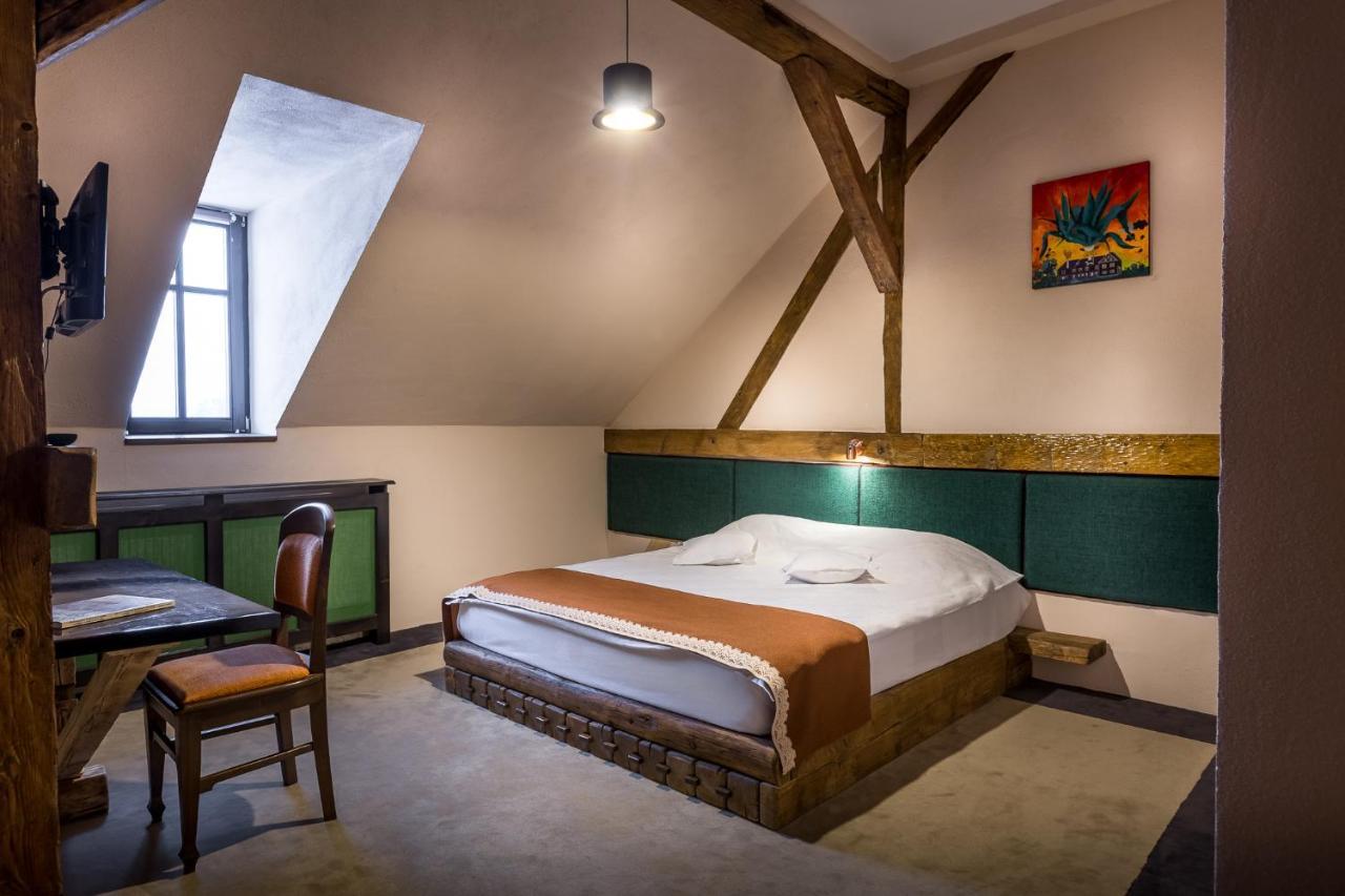 Castle Hotel Daniel Baraolt Extérieur photo